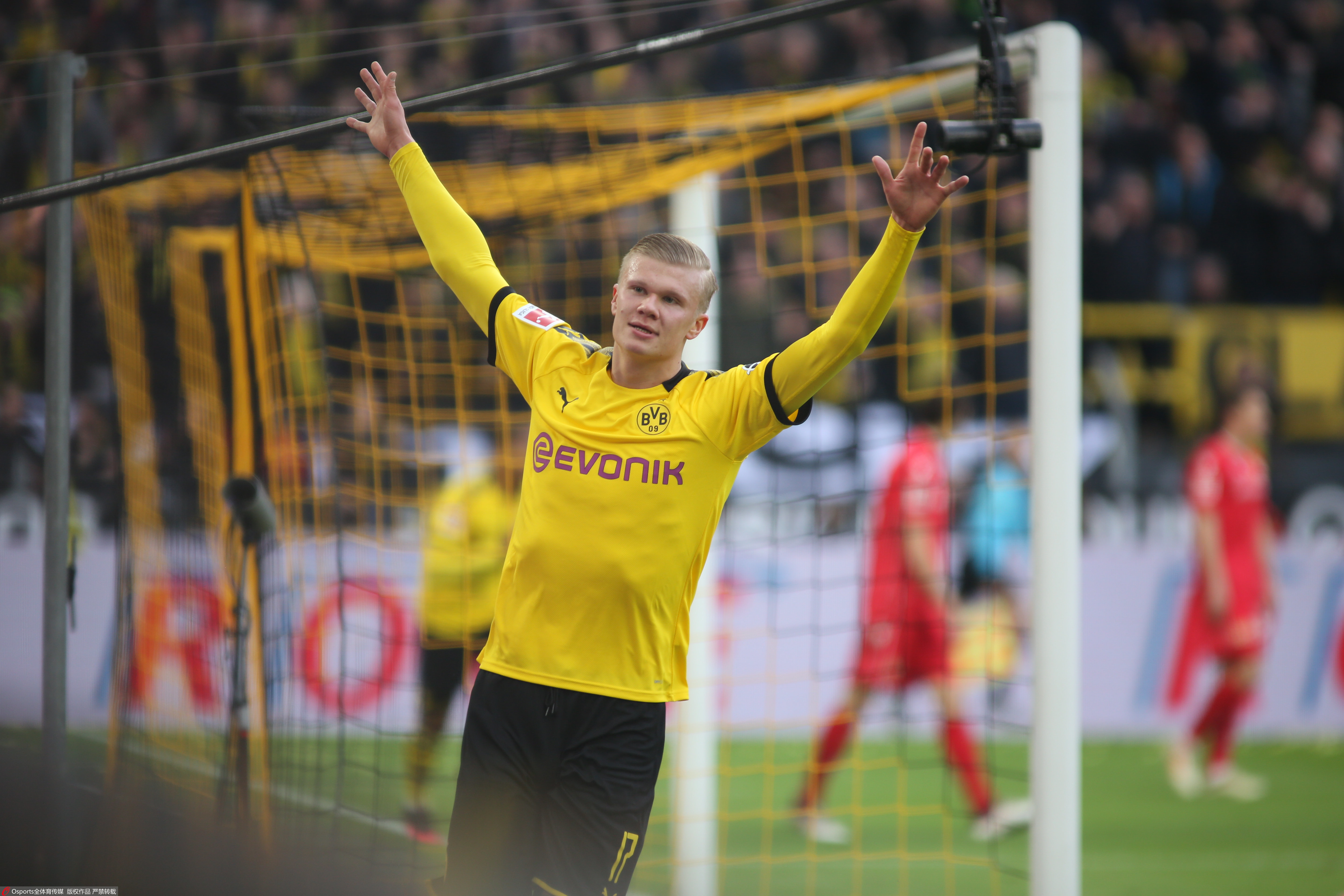 摩洛哥队非洲杯大名单：阿什拉夫领衔，卜拉欣、马兹拉维入选（摩洛哥非洲杯出征名单公布：阿什拉夫压阵，卜拉欣与马兹拉维在列）