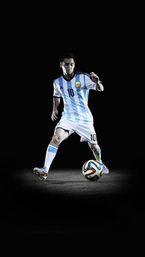 马卡畅想梅西回归巴萨可能性：年龄不是问题，可踢伪9或前腰（马卡展望梅西重返巴萨：年龄无碍，可担任伪九或前腰）