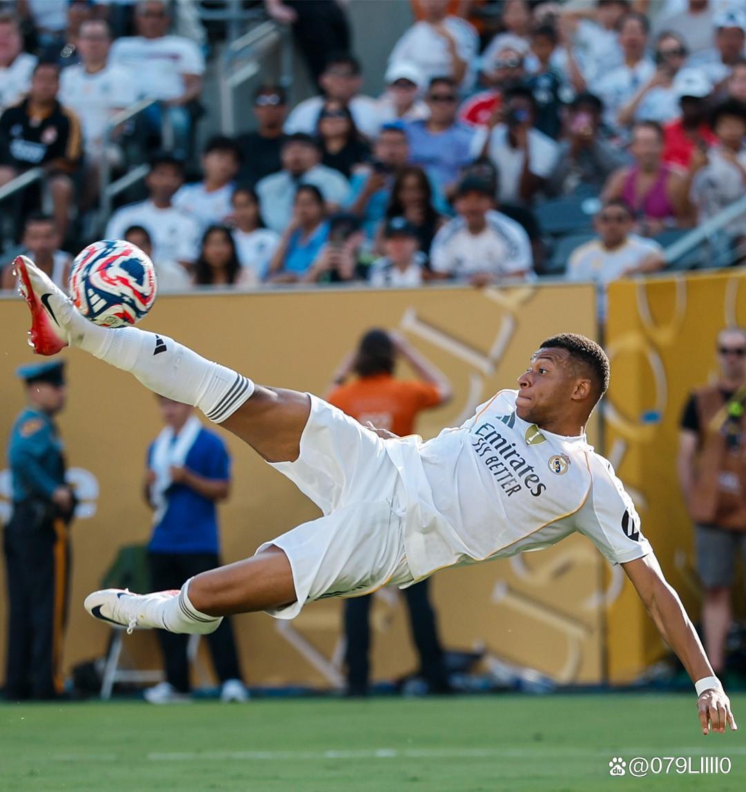 对手：这人怎么抓都抓不住（对手无奈：这人怎么也逮不住）