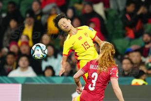 记者：罗马联系法比奥-席尔瓦团队，但若吉拉西离队他将留下（记者称罗马已接触法比奥-席尔瓦团队，但若吉拉西离队，席尔瓦将选择留队）