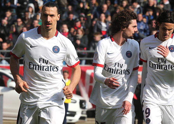 CBA俱乐部杯：上海久事99比71大胜宁波男篮，豪取两连胜！（CBA俱乐部杯：上海久事99-71击退宁波男篮，收获两连胜）