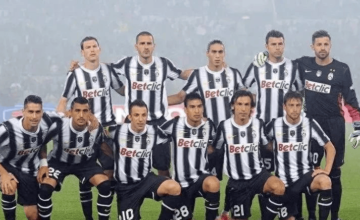 😂鲁尼：陪4个儿子看了4遍儿童节目，忍无可忍我便去结扎了（鲁尼自述：陪四个儿子看儿童节目四遍后，我选择结扎）