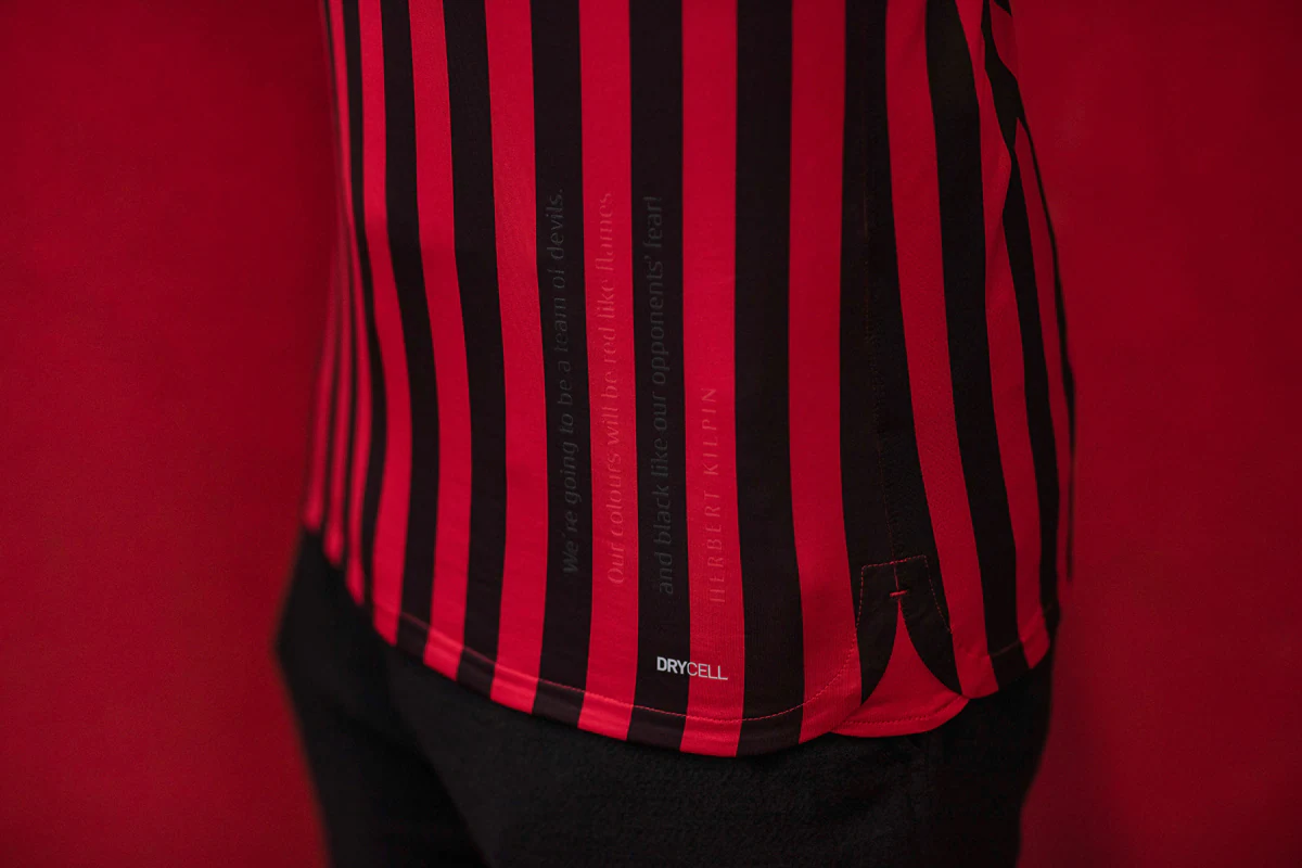 欧协联战报：西古阿制胜，洛桑1-0爆冷击败佛罗伦萨（欧协联综述：西古阿打入制胜球，洛桑1-0爆冷击败佛罗伦萨）